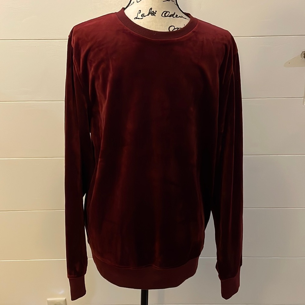 akademiks Burgundy Sweater, Medium